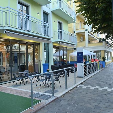 Hotel Italy Мизано-Адриатико Экстерьер фото